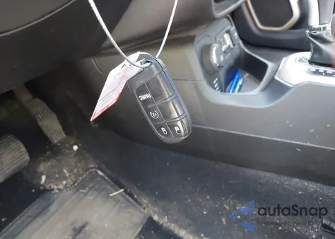 2017 Jeep Renegade Limited 4X4 from USA, damaged, VIN ZACCJBDB4HPE97335